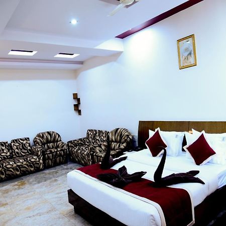 Hotel Sarayu Hassan Bagian luar foto