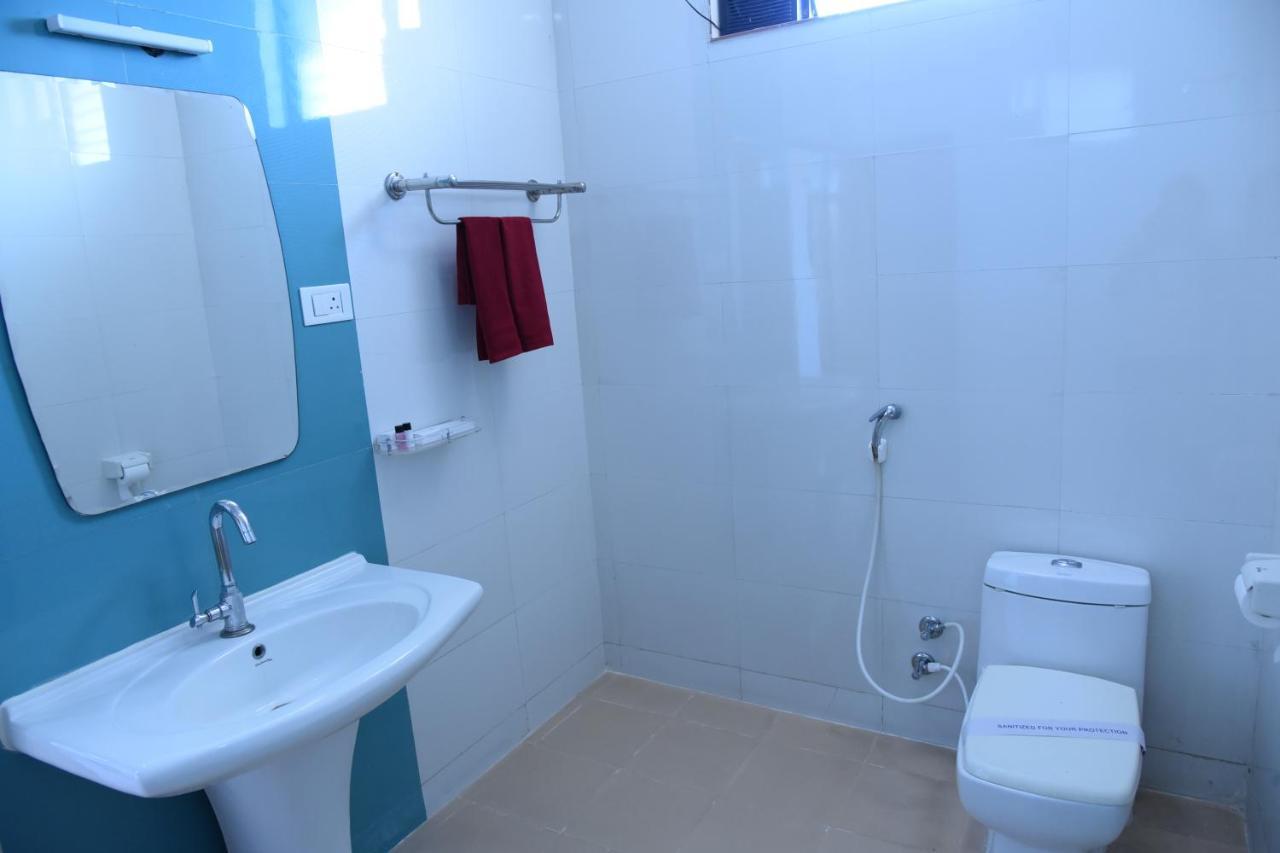Hotel Sarayu Hassan Bagian luar foto
