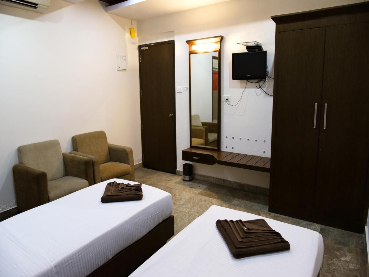 Hotel Sarayu Hassan Bagian luar foto