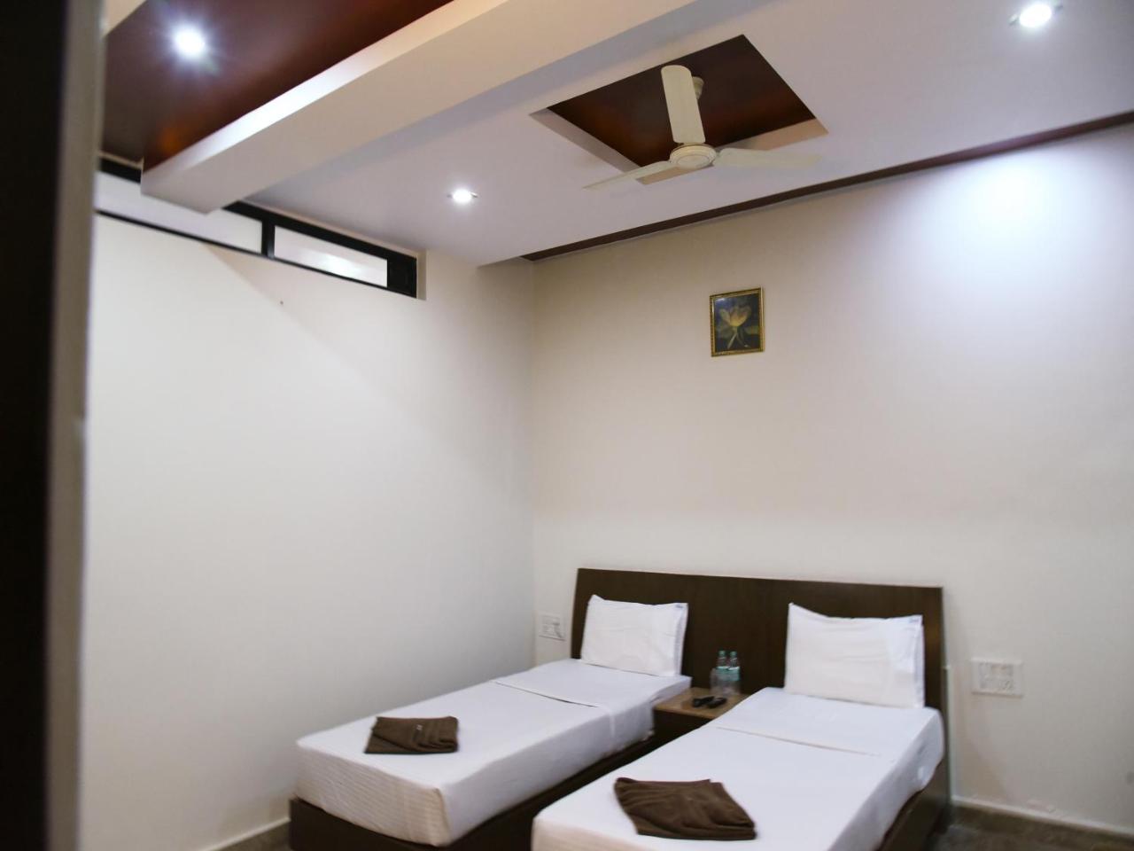 Hotel Sarayu Hassan Bagian luar foto
