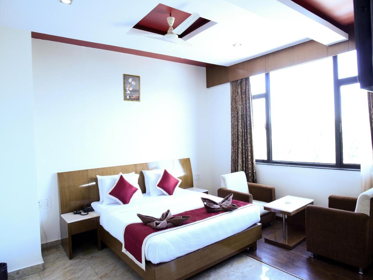 Hotel Sarayu Hassan Bagian luar foto