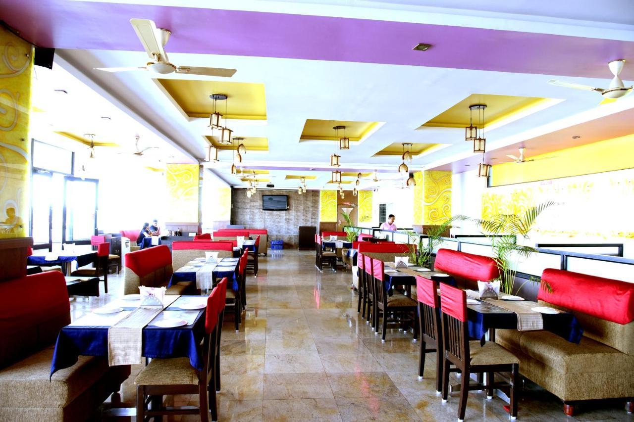 Hotel Sarayu Hassan Bagian luar foto